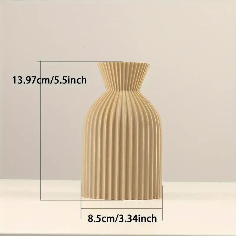 Black Ribbed Vase Set