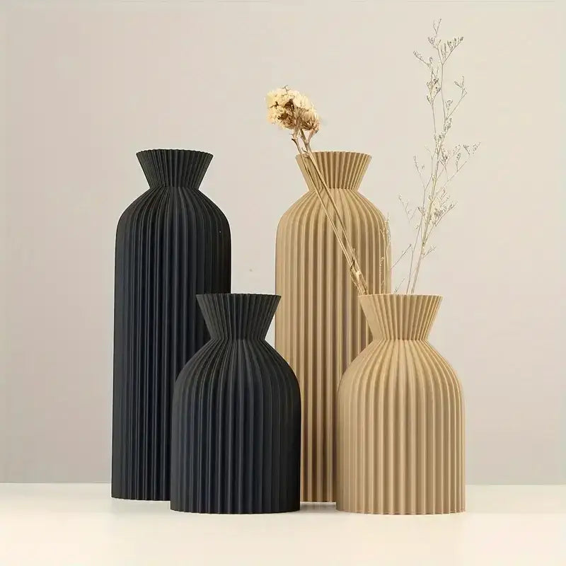 Black Ribbed Vase Set